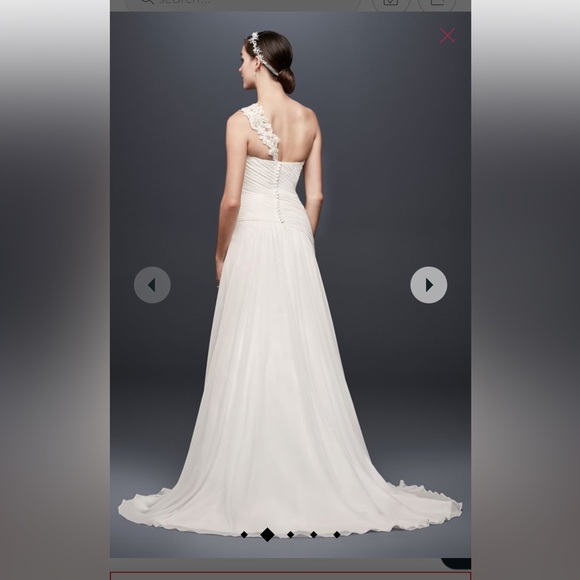 DAVID'S BRIDAL COLLECTION
STYLE# V3398 - Picture 3 of 13